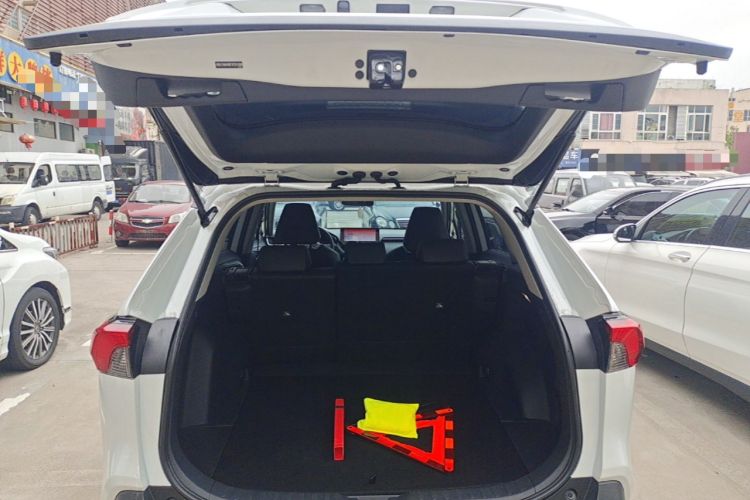 Used Toyota RAV4 2023 2.0L CVT Two-Wheel Drive 20th Anniversary Platinum Edition Trunk