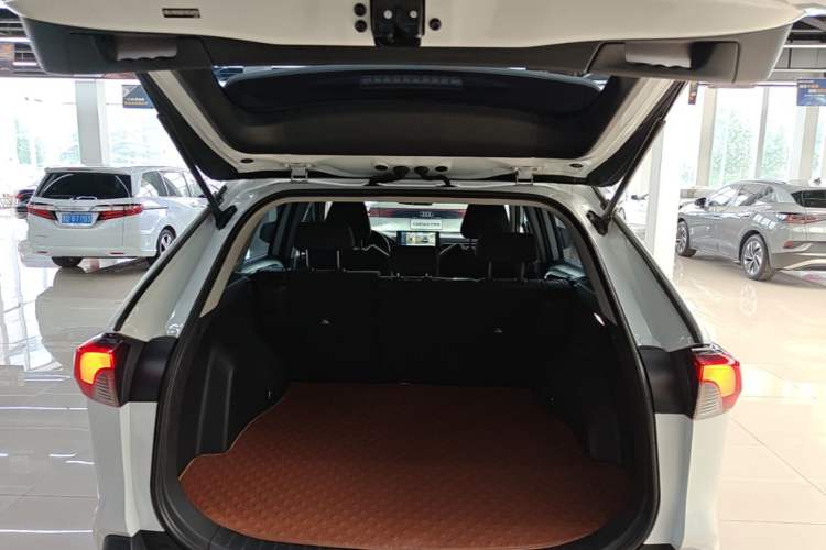 Used Toyota RAV4 2023 2.0L CVT Two-Wheel Drive Urban Edition Trunk