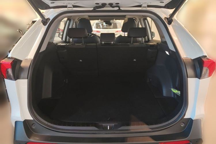 Used Toyota RAV4 2023 2.0L CVT 4x4 Explorer Plus Edition Trunk