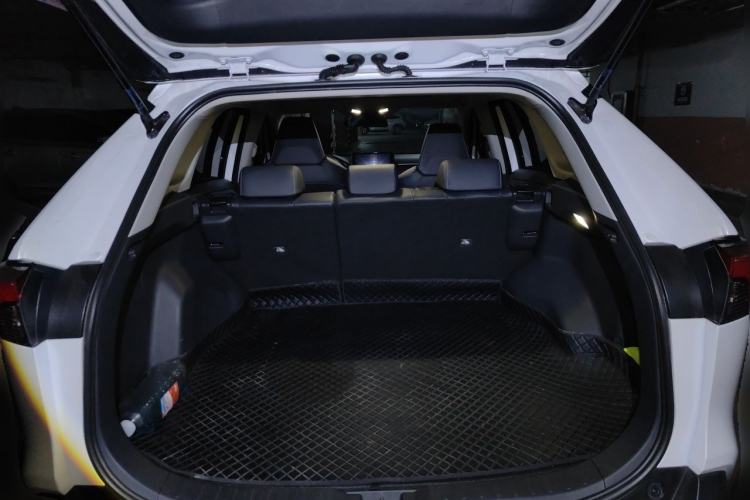 Used Toyota RAV4 2023 2.0L CVT Two-Wheel Drive Fashion Plus Edition Trunk