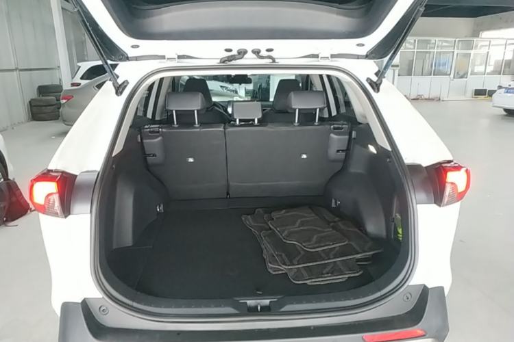 Used Toyota RAV4 2023 2.0L CVT Two-Wheel Drive 20th Anniversary Platinum Edition Trunk