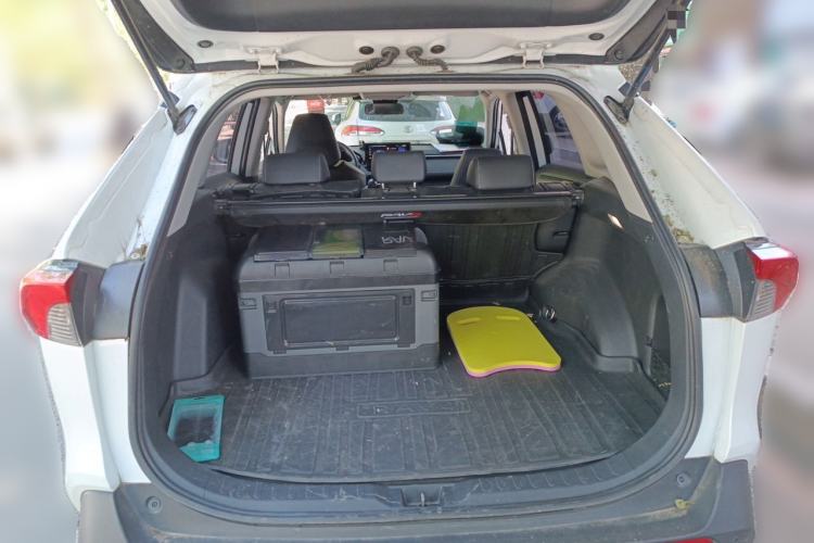 Used Toyota RAV4 2023 2.0L CVT Two-Wheel Drive 20th Anniversary Platinum Edition Trunk