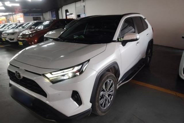 Used Toyota RAV4 2023 2.0L CVT Two-Wheel Drive Fashion Plus Edition