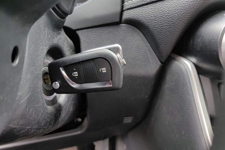 Used Toyota RAV4 2023 2.0L CVT Two-Wheel Drive Urban Edition Vehicle Key