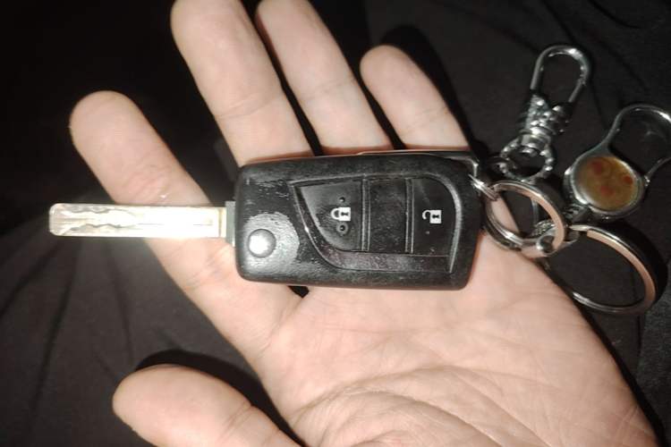 Used Toyota RAV4 2023 2.0L CVT Two-Wheel Drive Urban Edition Vehicle Key