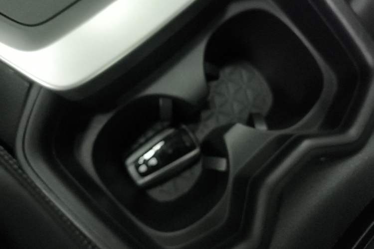 Used Toyota RAV4 2023 2.0L CVT Two-Wheel Drive Fashion Plus Edition Vehicle Key