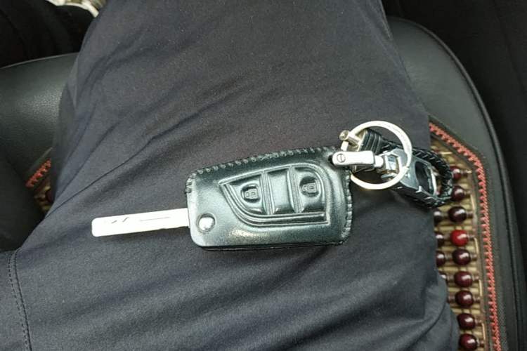 Used Toyota RAV4 2023 2.0L CVT Two-Wheel Drive Urban Edition Vehicle Key