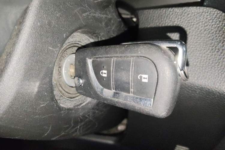 Used Toyota RAV4 2023 2.0L CVT Two-Wheel Drive Urban Edition Vehicle Key