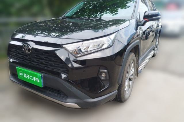 Used Toyota RAV4 2024 2.0L CVT Two-Wheel Drive Fashion Edition