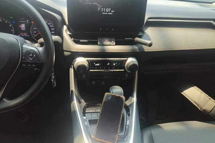 Used Toyota RAV4 2024 2.0L CVT Two-Wheel Drive Urban Edition Audio And AC Panel