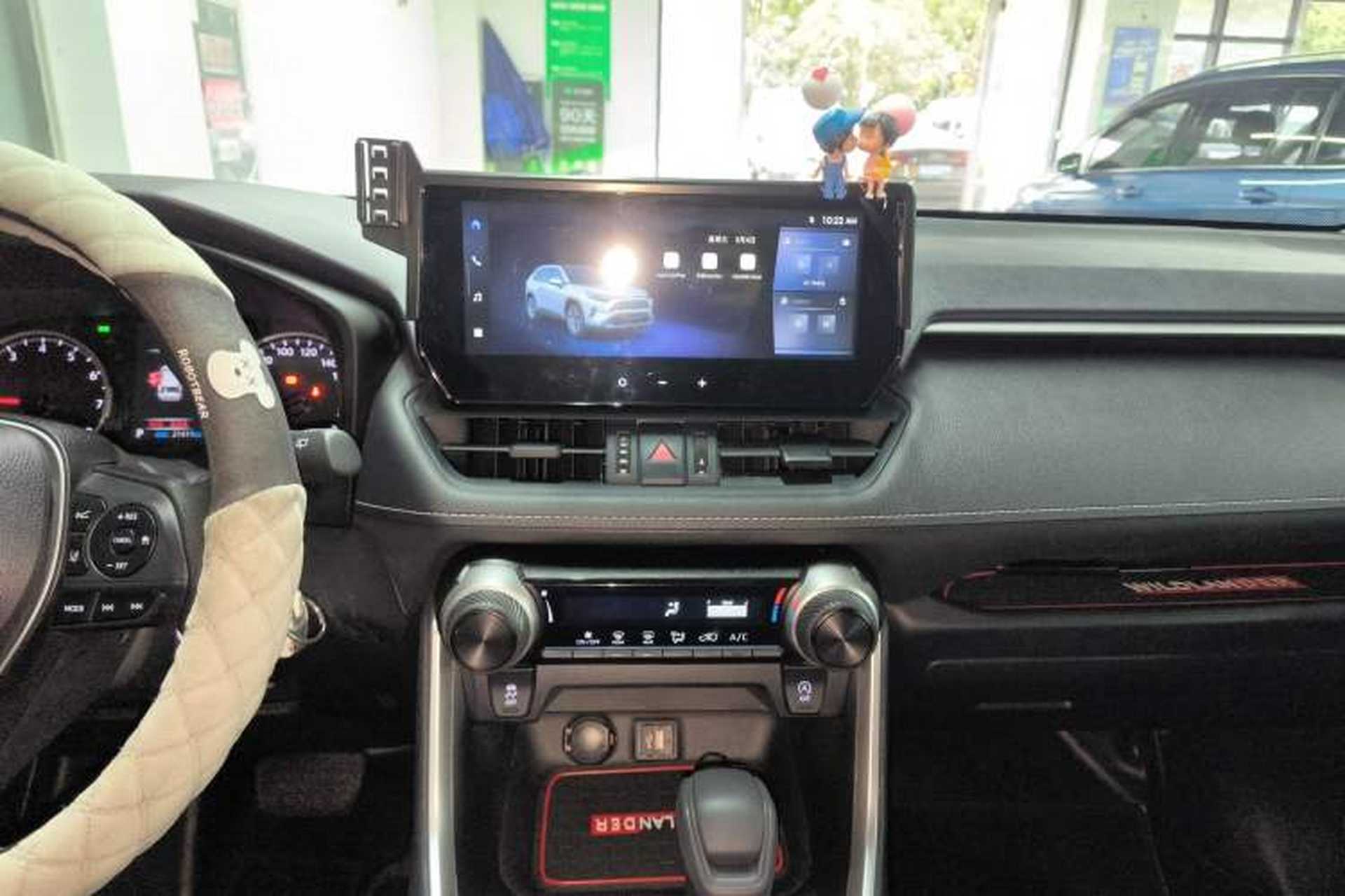 Used Toyota RAV4 2024 2.0L CVT Two-Wheel Drive Urban Edition Audio And AC Panel