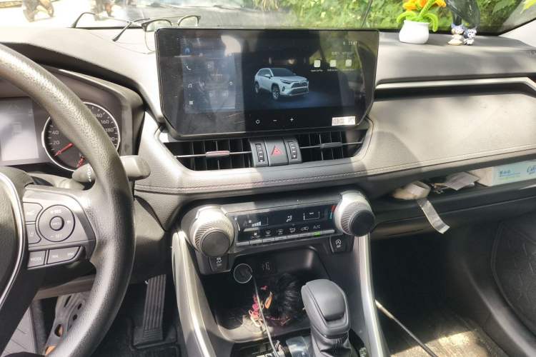 Used Toyota RAV4 2024 2.0L CVT Two-Wheel Drive Urban Edition Audio And AC Panel