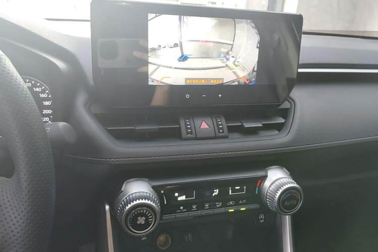 Used Toyota RAV4 2024 2.0L CVT Two-Wheel Drive Urban Edition Audio And AC Panel