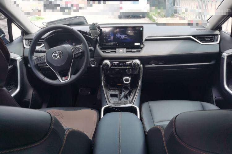 Used Toyota RAV4 2024 Dual-Motor 2.5L E-CVT Two-Wheel Drive Elite Plus Edition Center Console
