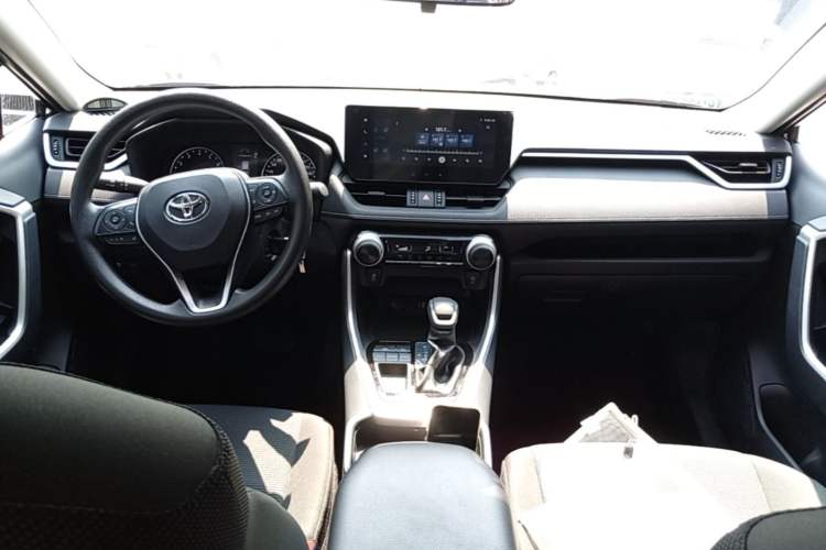 Used Toyota RAV4 2024 2.0L CVT Two-Wheel Drive Urban Edition Center Console