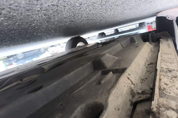 Used Toyota RAV4 2024 2.0L CVT Two-Wheel Drive Urban Edition Chassis Front Right