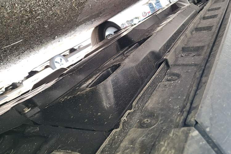 Used Toyota RAV4 2024 2.0L CVT Two-Wheel Drive Urban Edition Chassis Front Right