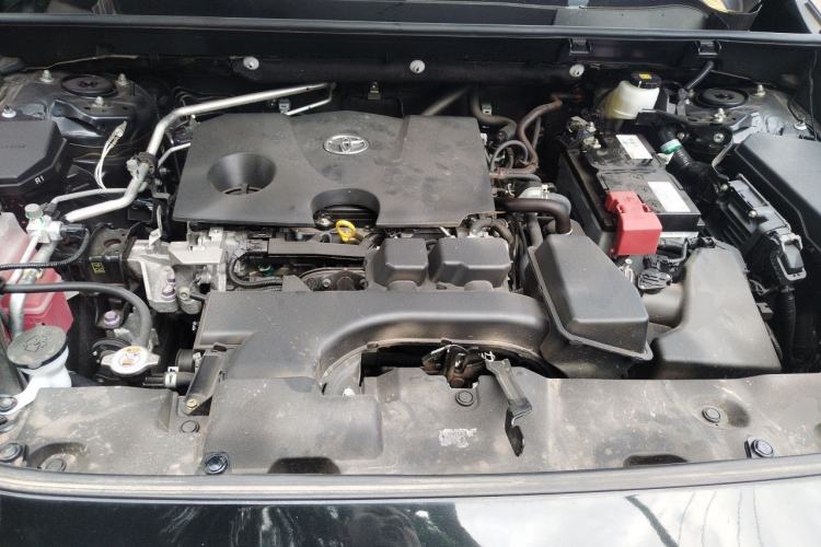 Used Toyota RAV4 2024 2.0L CVT Two-Wheel Drive Fashion Edition Engine Bay