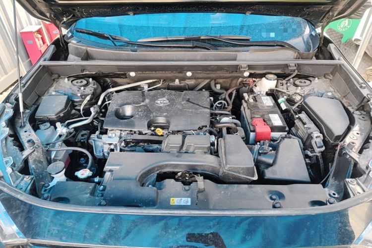 Used Toyota RAV4 2024 2.0L CVT Two-Wheel Drive Fashion Plus Edition Engine Bay