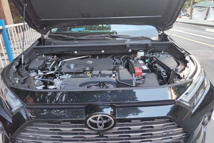 Used Toyota RAV4 2024 2.0L CVT Two-Wheel Drive Fashion Plus Edition Engine Bay