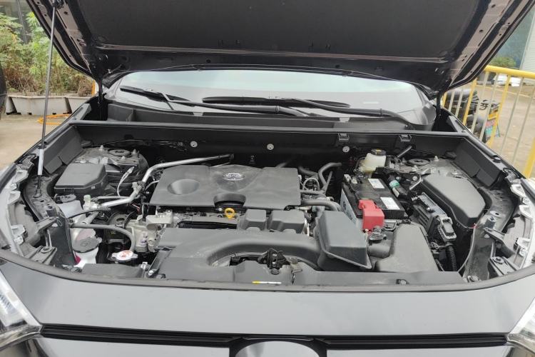 Used Toyota RAV4 2024 2.0L CVT Two-Wheel Drive Fashion Plus Edition Engine Bay