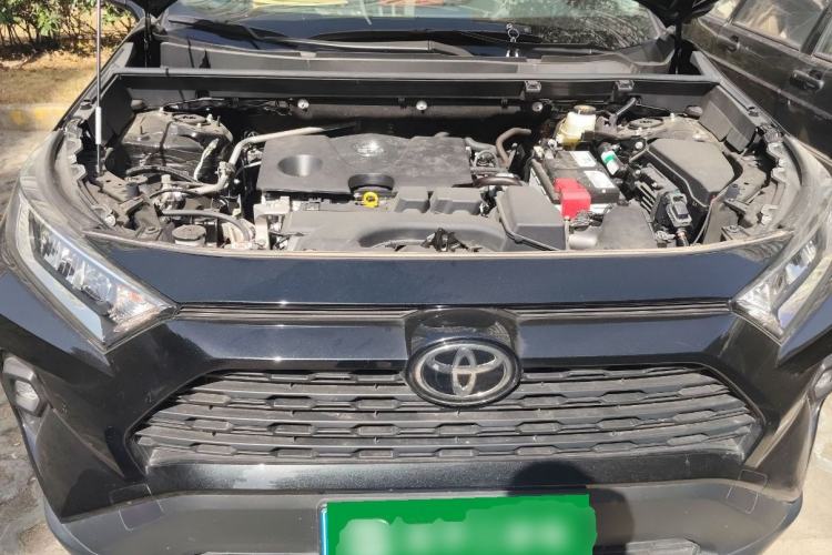 Used Toyota RAV4 2024 2.0L CVT Two-Wheel Drive Urban Edition Engine Bay