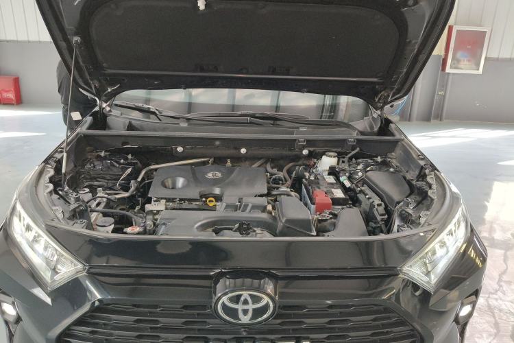 Used Toyota RAV4 2024 2.0L CVT Two-Wheel Drive Urban Edition Engine Bay