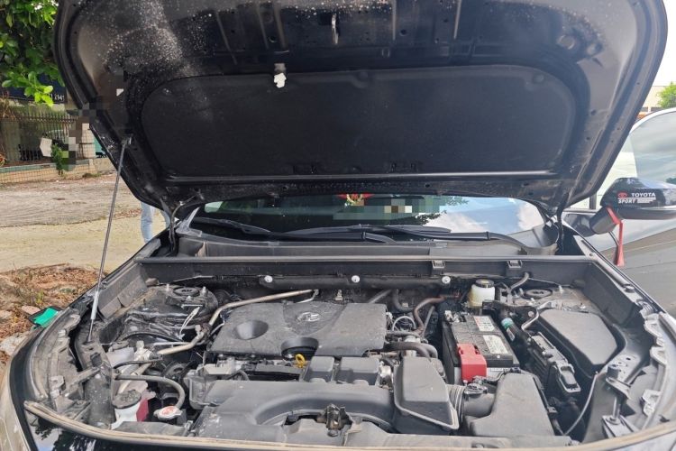 Used Toyota RAV4 2024 2.0L CVT Two-Wheel Drive Urban Edition Engine Bay