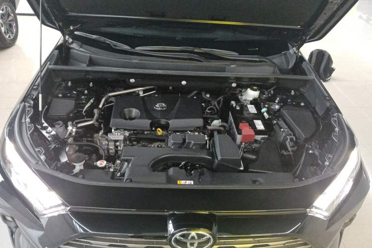 Used Toyota RAV4 2024 2.0L CVT Two-Wheel Drive Fashion Plus Edition Engine Bay