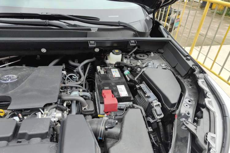 Used Toyota RAV4 2024 2.0L CVT Two-Wheel Drive Fashion Plus Edition Engine Bay Left