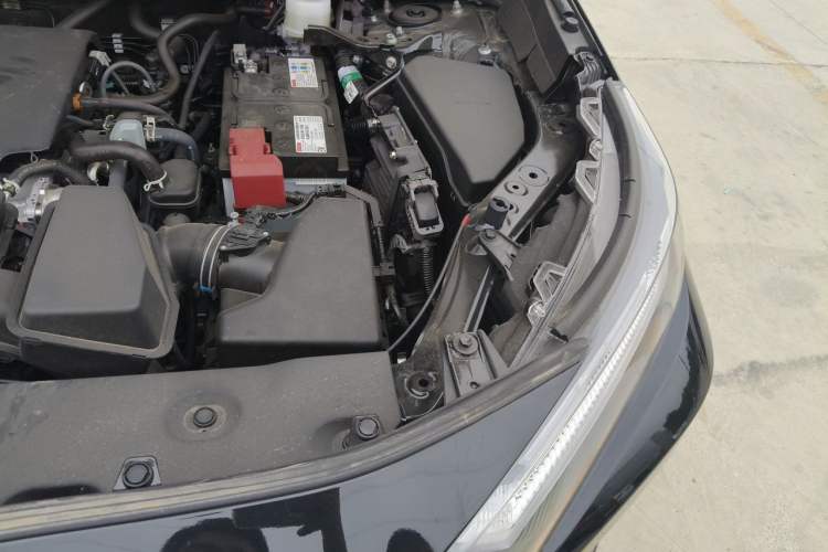Used Toyota RAV4 2024 2.0L CVT Two-Wheel Drive Fashion Plus Edition Engine Bay Left
