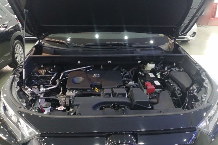 Used Toyota RAV4 2024 2.0L CVT Two-Wheel Drive Urban Edition Engine Bay