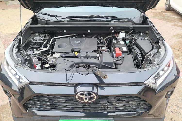 Used Toyota RAV4 2024 2.0L CVT Two-Wheel Drive Urban Edition Engine Bay