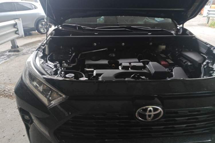 Used Toyota RAV4 2024 2.0L CVT Two-Wheel Drive Urban Edition Engine Bay Right