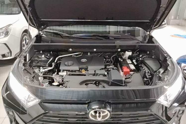 Used Toyota RAV4 2024 2.0L CVT Two-Wheel Drive Urban Edition Engine Bay