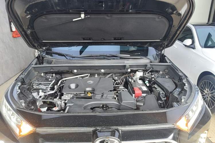 Used Toyota RAV4 2024 2.0L CVT Two-Wheel Drive Urban Edition Engine Bay