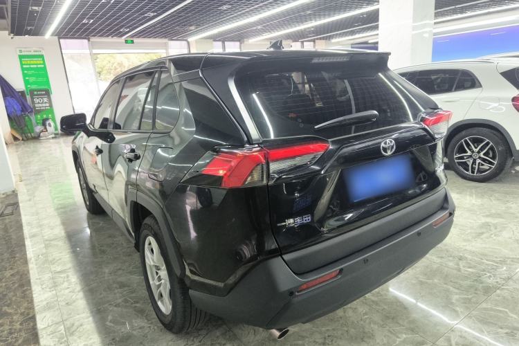 Used Toyota RAV4 2024 2.0L CVT Two-Wheel Drive Urban Edition Exterior 2