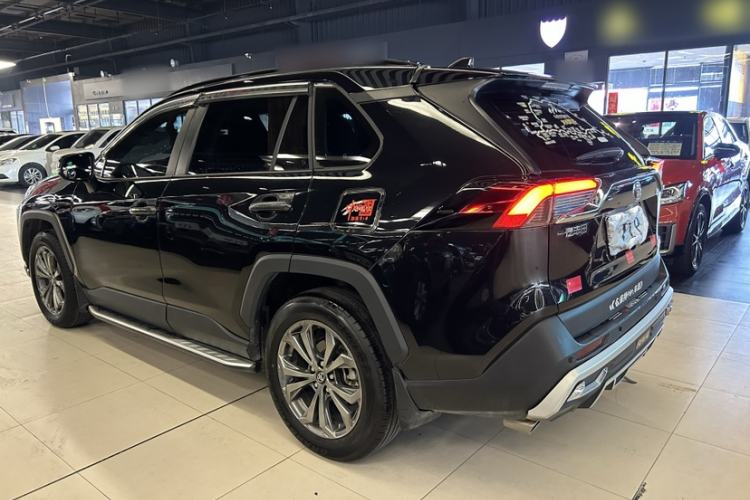 Used Toyota RAV4 2024 2.0L CVT Two-Wheel Drive Fashion Edition Exterior 2