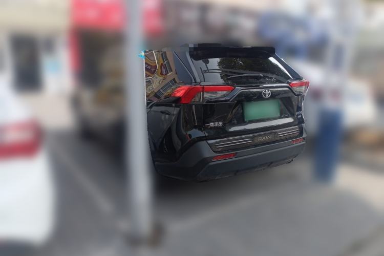 Used Toyota RAV4 2024 2.0L CVT Two-Wheel Drive Urban Edition Exterior 3
