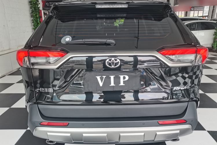 Used Toyota RAV4 2024 2.0L CVT Two-Wheel Drive Fashion Plus Edition Exterior 4