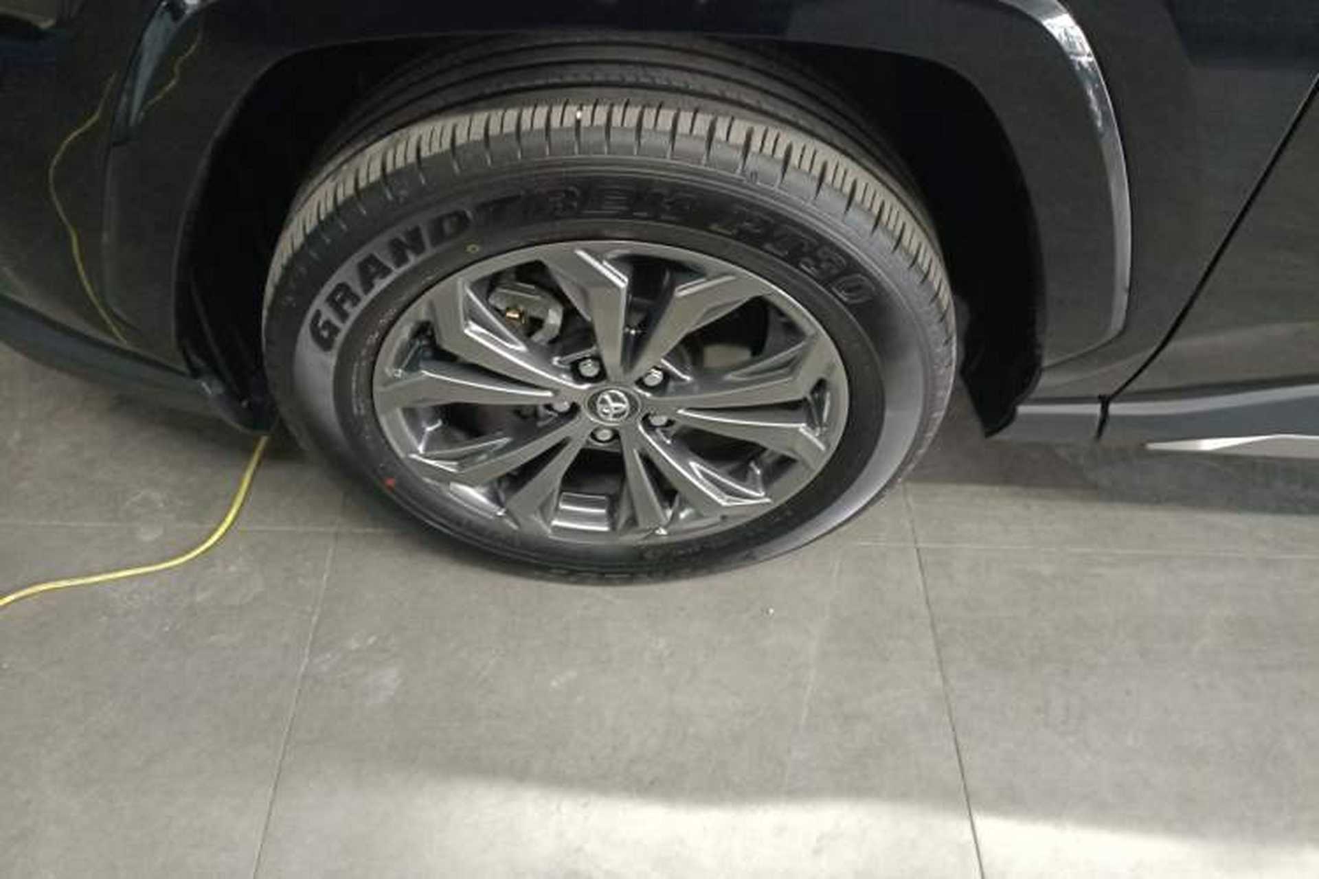 Used Toyota RAV4 2024 2.0L CVT Two-Wheel Drive Fashion Plus Edition Exterior 4