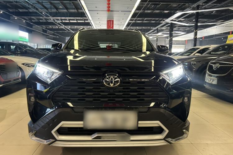 Used Toyota RAV4 2024 2.0L CVT Two-Wheel Drive Fashion Edition Exterior 4