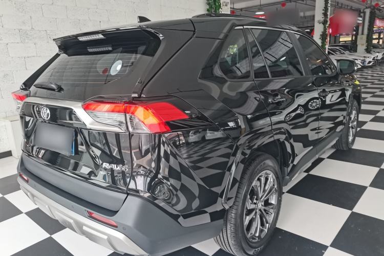 Used Toyota RAV4 2024 2.0L CVT Two-Wheel Drive Fashion Plus Edition Exterior 5