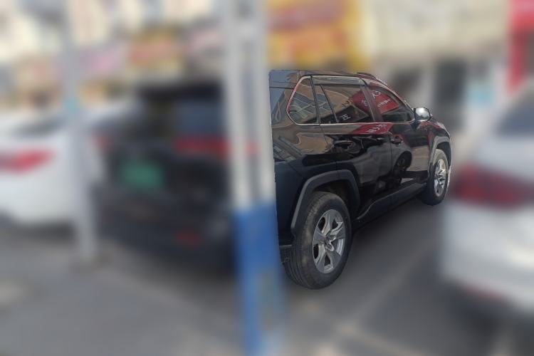 Used Toyota RAV4 2024 2.0L CVT Two-Wheel Drive Urban Edition Exterior 5