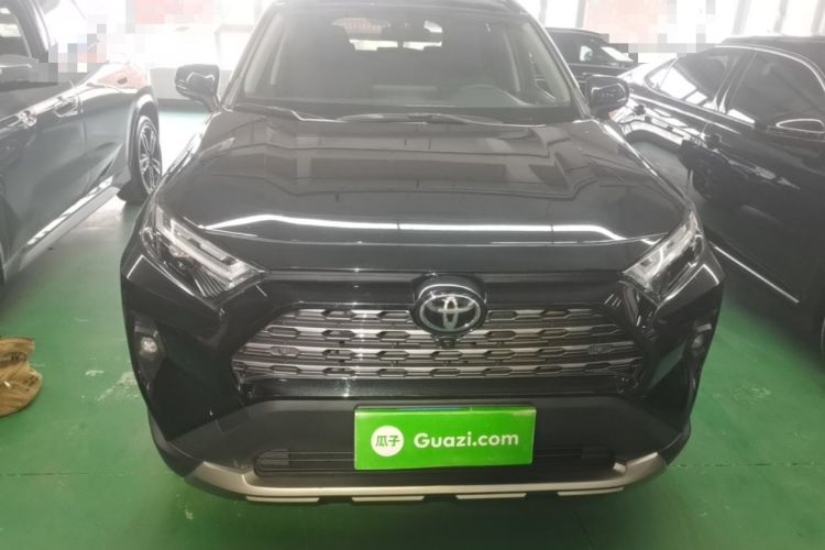 Used Toyota RAV4 2024 2.0L CVT Two-Wheel Drive Fashion Plus Edition Front