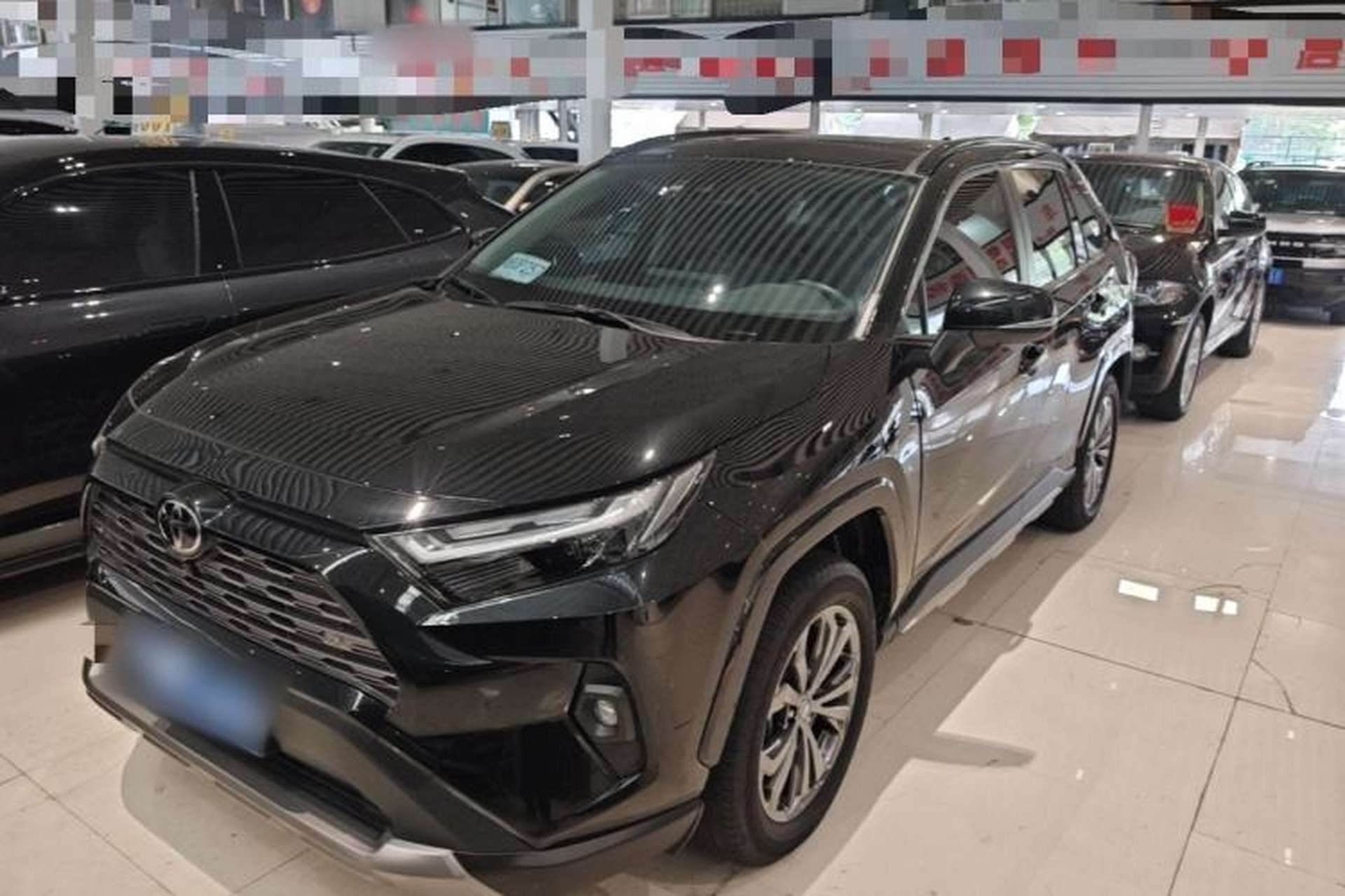 Used Toyota RAV4 2024 2.0L CVT Two-Wheel Drive Fashion Plus Edition Front Left 45 Deg