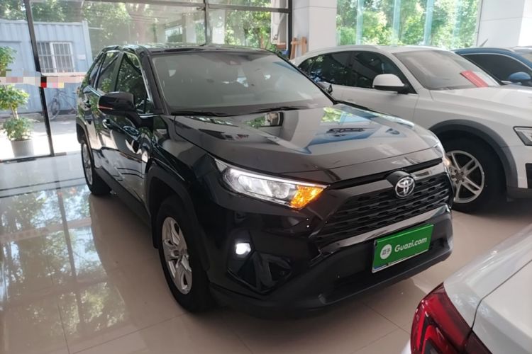 Used Toyota RAV4 2024 2.0L CVT Two-Wheel Drive Urban Edition Front Right 45 Deg