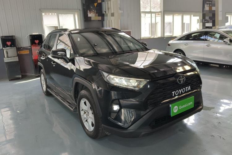 Used Toyota RAV4 2024 2.0L CVT Two-Wheel Drive Urban Edition Front Right 45 Deg