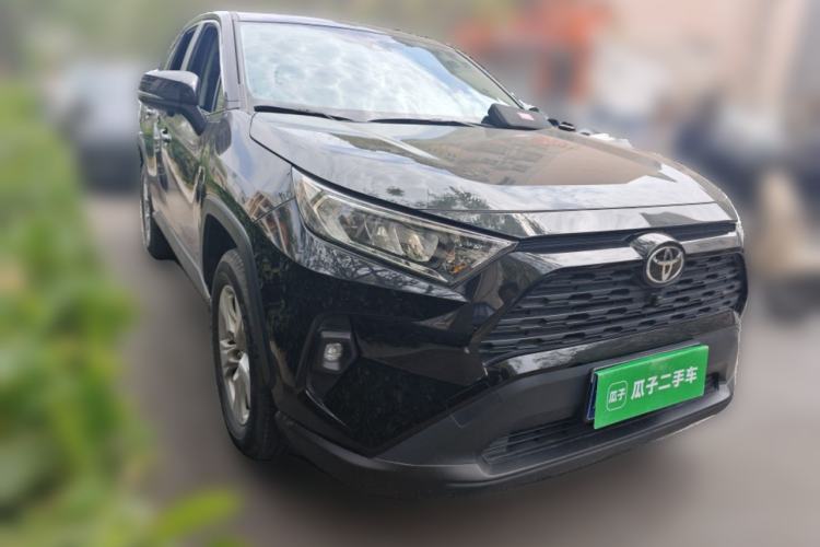 Used Toyota RAV4 2024 2.0L CVT Two-Wheel Drive Urban Edition Front Right 45 Deg