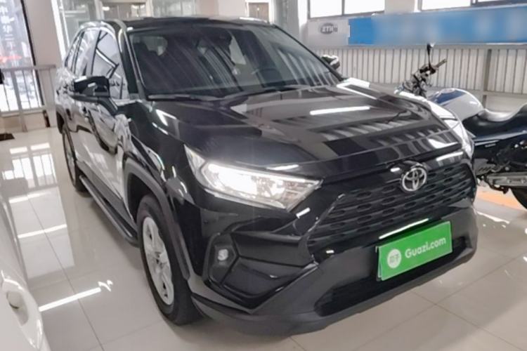Used Toyota RAV4 2024 2.0L CVT Two-Wheel Drive Urban Edition Front Right 45 Deg